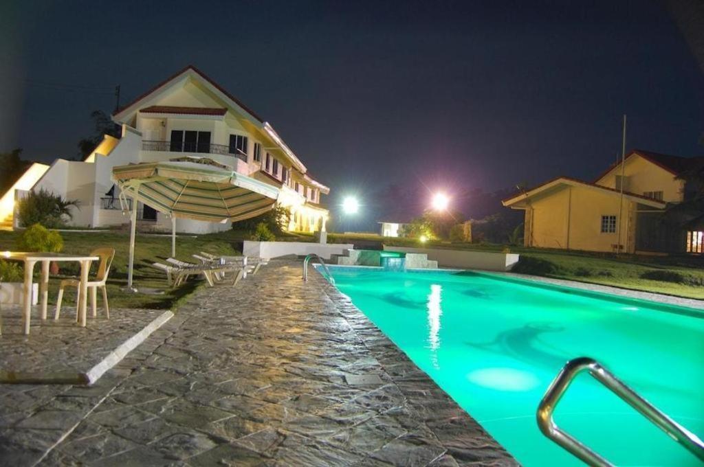 Sherwood Bay Resort & Aqua Sports Inc. Tabalong Esterno foto