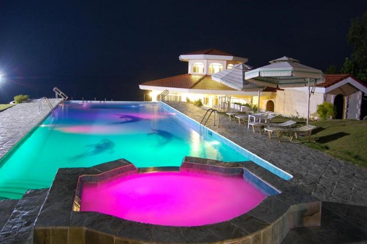 Sherwood Bay Resort & Aqua Sports Inc. Tabalong Esterno foto